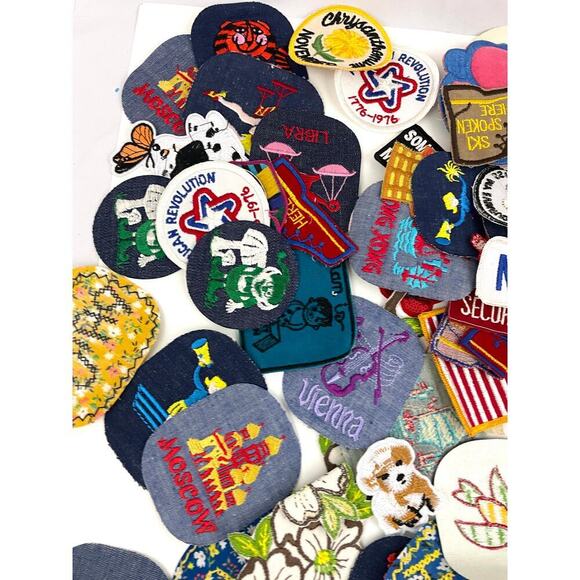 150 PC Assorted Sewing Applique Patches Iron on Sew On NEW Mixed Sequin Crafting - Picture 4 of 16